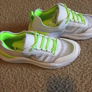 Neon & white Tennis
